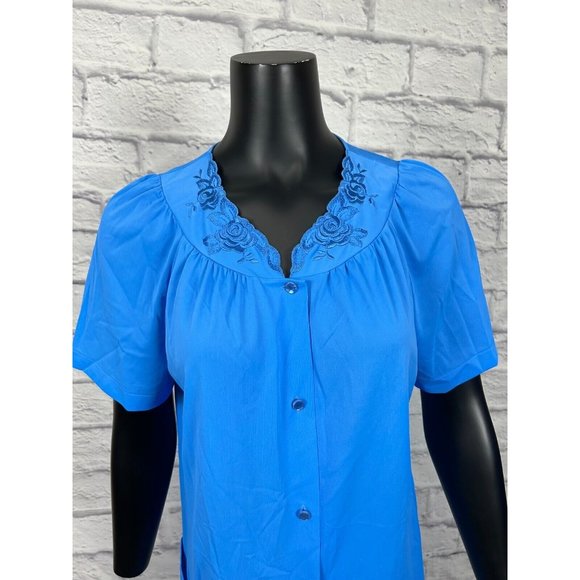 Shadowline Floral Neckline Button Up Blue All Nylon 2 Piece Set Women's Size 34 - Picture 2 of 6